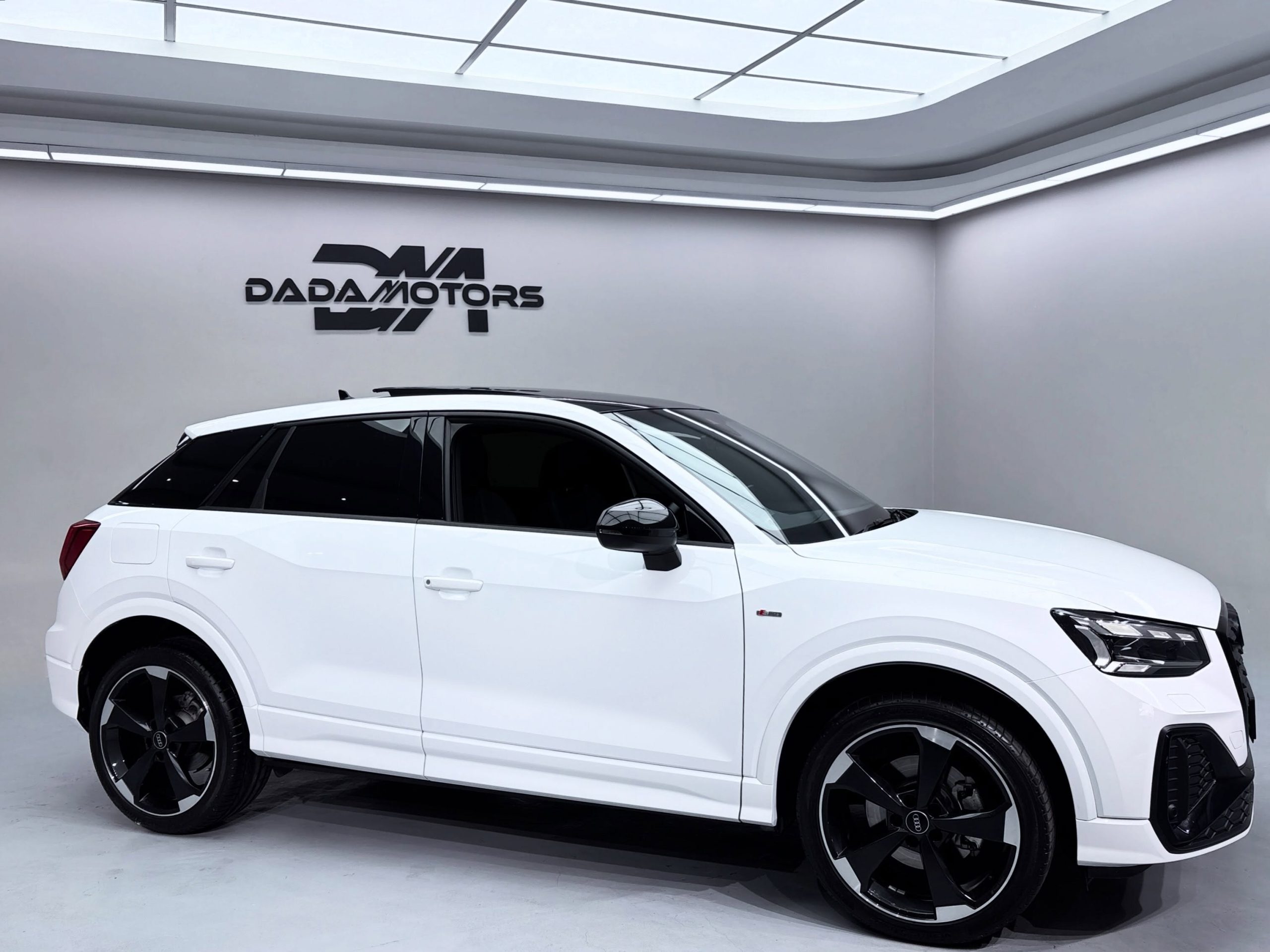 AUDI Q2