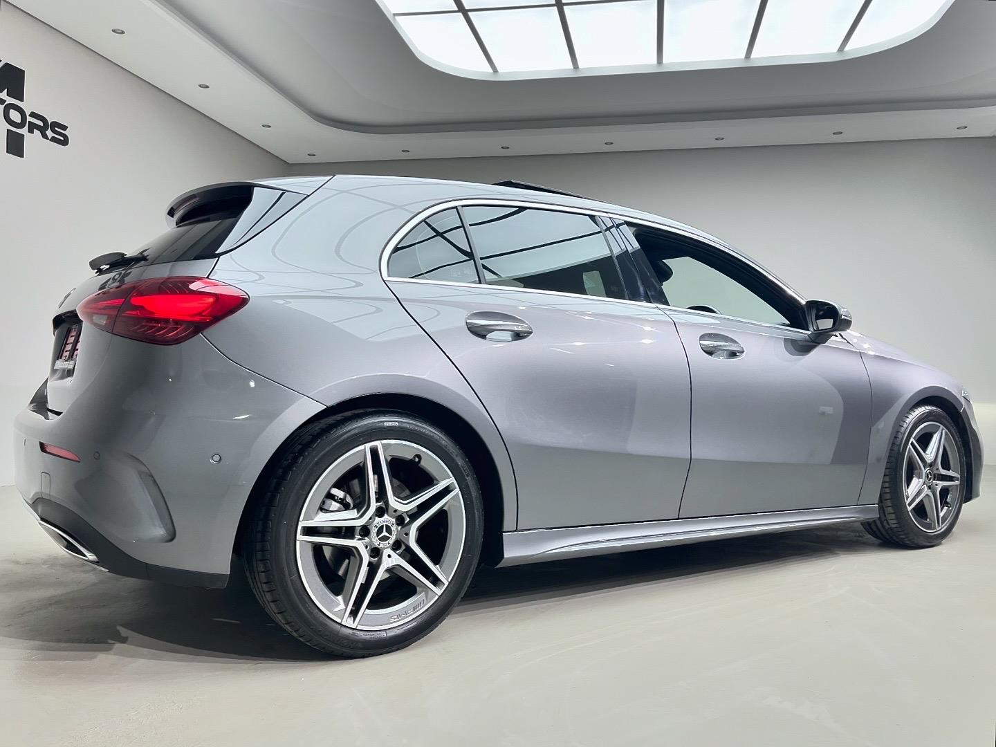 
								Mercedes-BenzA-ClassA200 Hatch AMG Line full									
