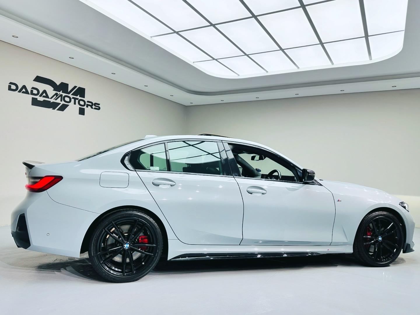 
								BMW3 Series320i Mzansi Edition full									