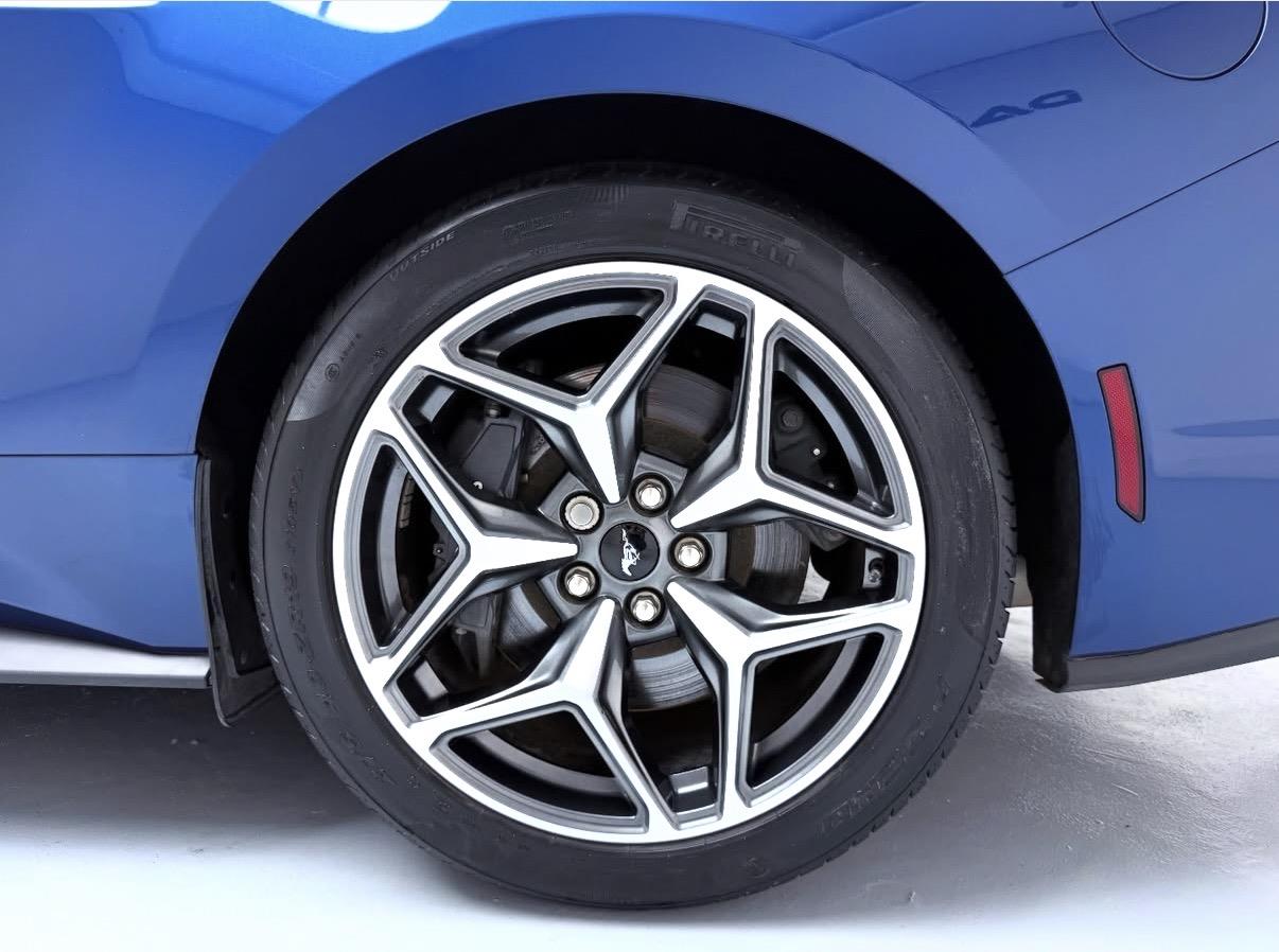 
								FordMustang5.0 GT Fastback full									