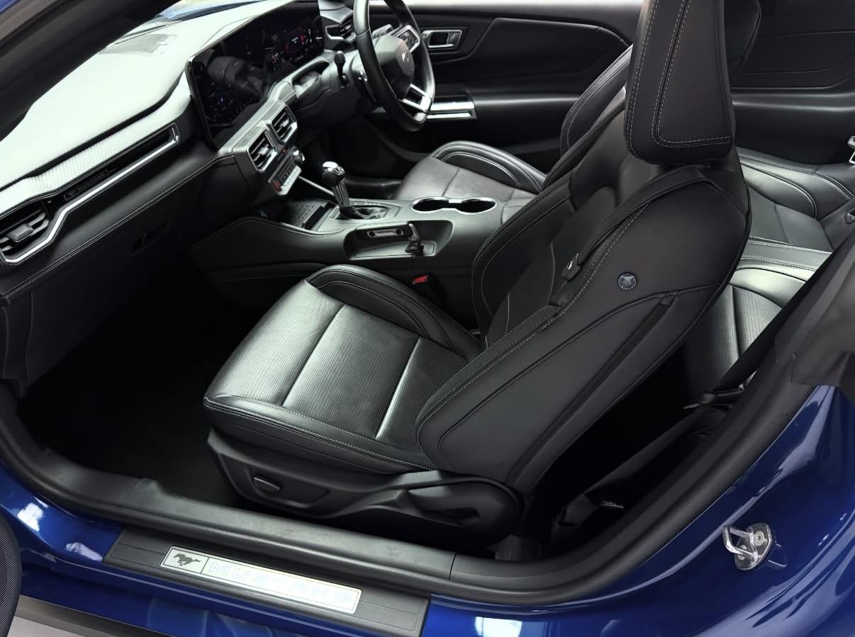 
								FordMustang5.0 GT Fastback full									