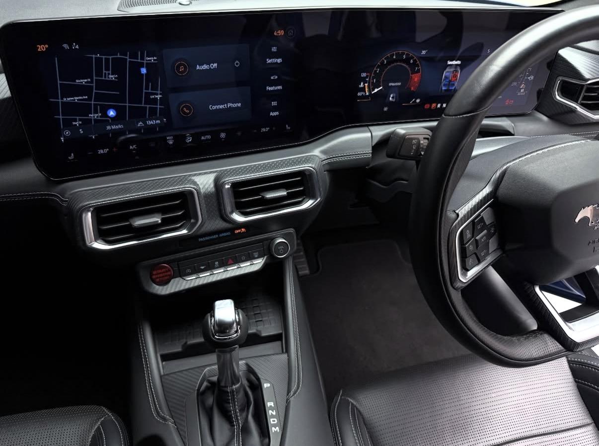 
								FordMustang5.0 GT Fastback full									