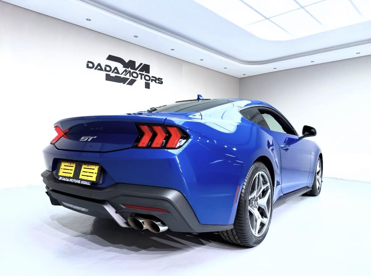 
								FordMustang5.0 GT Fastback full									