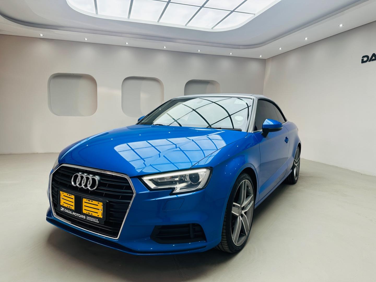 
								AudiA3Cabriolet 2.0TFSI full									