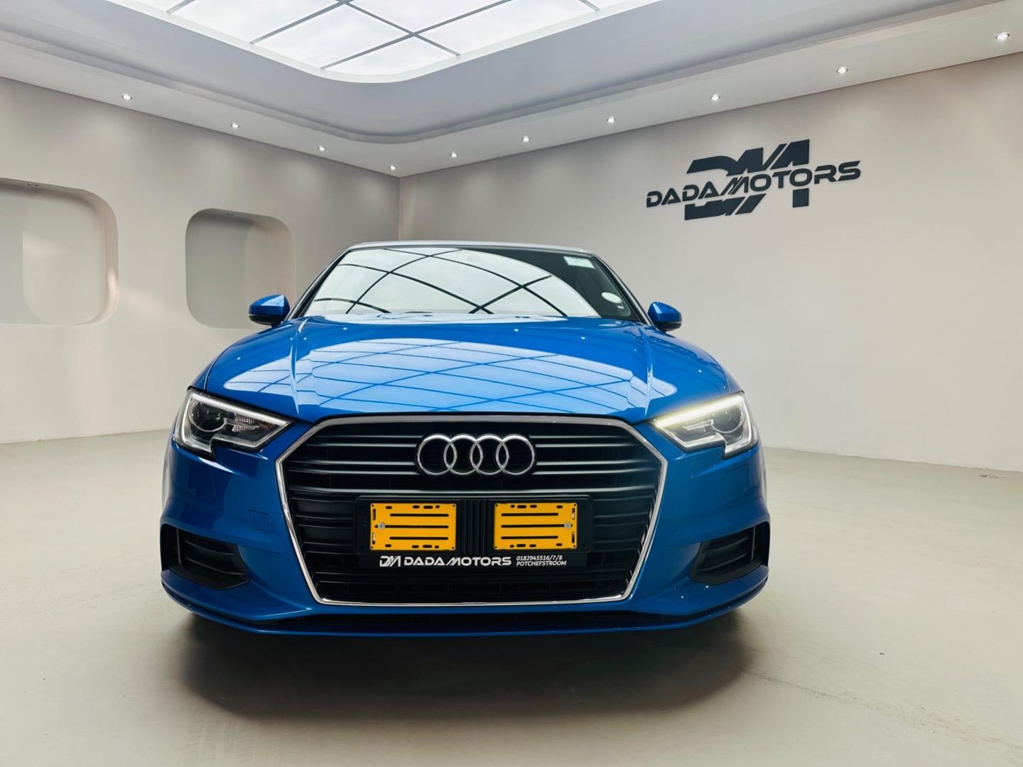 
								AudiA3Cabriolet 2.0TFSI full									