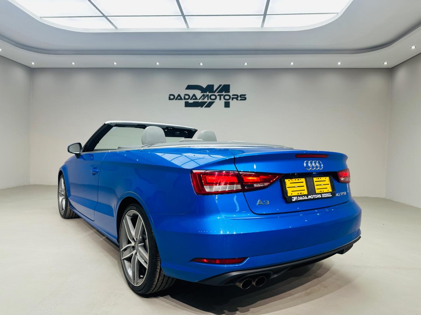 
								AudiA3Cabriolet 2.0TFSI full									