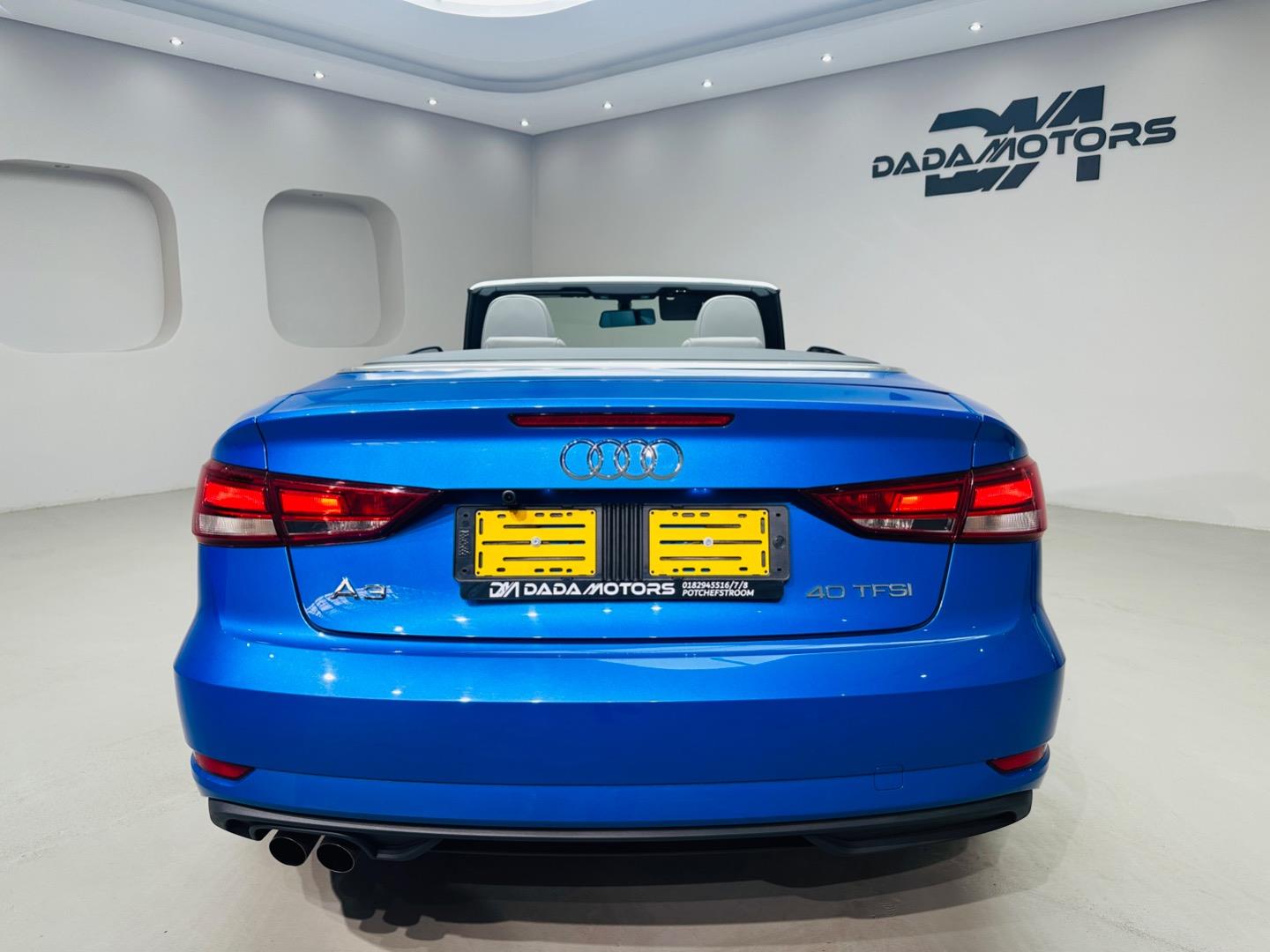 
								AudiA3Cabriolet 2.0TFSI full									