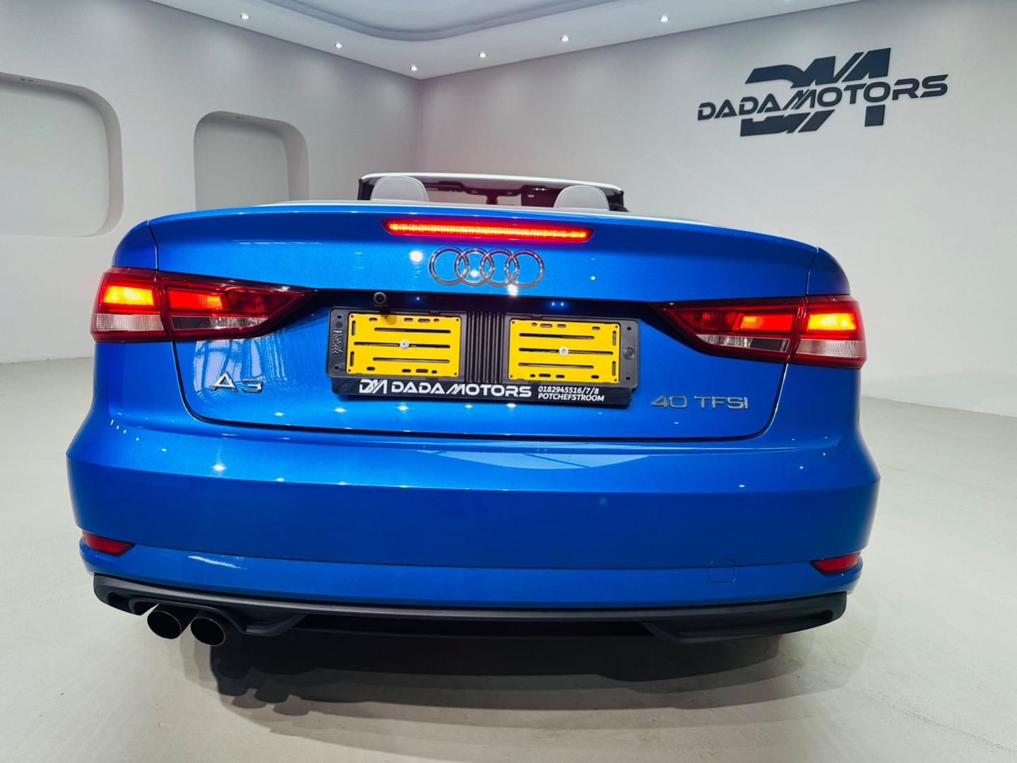
								AudiA3Cabriolet 2.0TFSI full									
