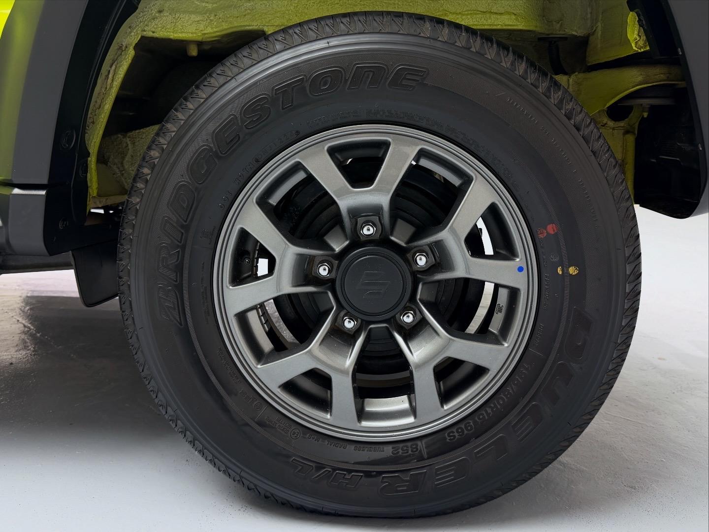 
								SuzukiJimny1.5 GLX Allgrip 5-door Auto full									