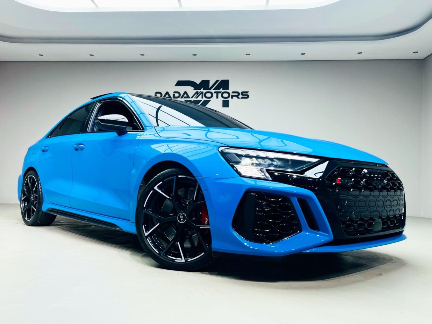 
								AudiRS3Sedan Quattro full									