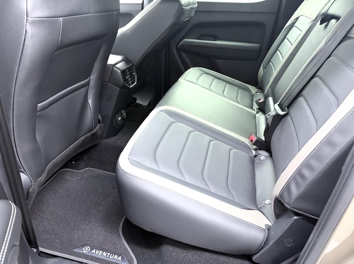 
								VolkswagenAmarok3.0TDI V6 Double Cab Aventura 4Motion full									