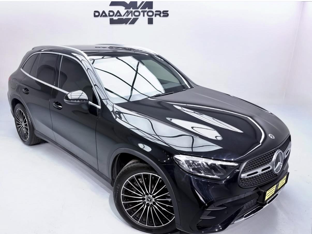 
								Mercedes-BenzGLCGLC220d 4Matic AMG Line full									