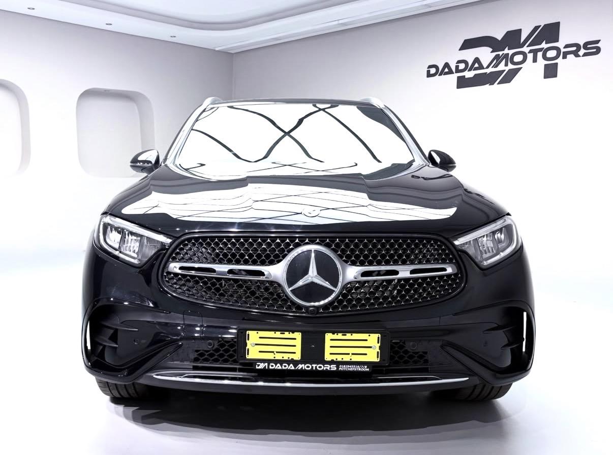 
								Mercedes-BenzGLCGLC220d 4Matic AMG Line full									