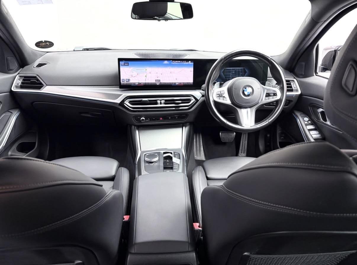 
								BMW3 Series320i Mzansi Edition full									