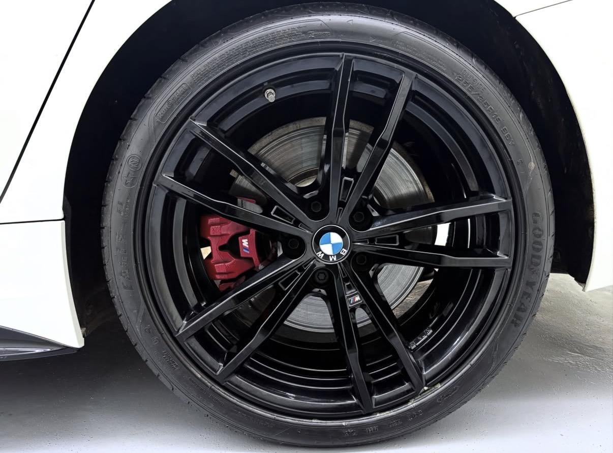 
								BMW3 Series320i Mzansi Edition full									