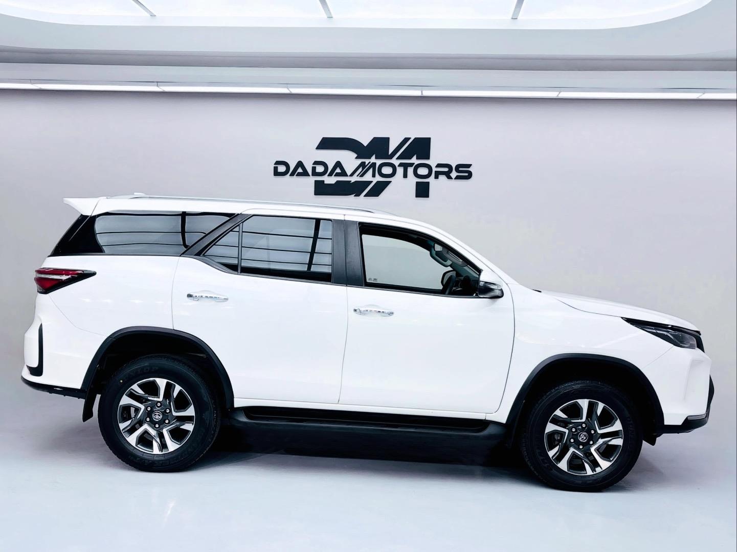 
								ToyotaFortuner2.4GD-6 4×4 full									