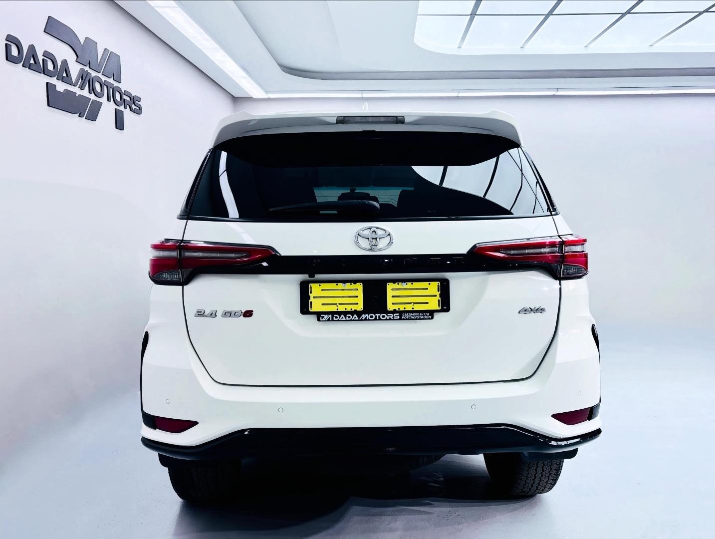 
								ToyotaFortuner2.4GD-6 4×4 full									