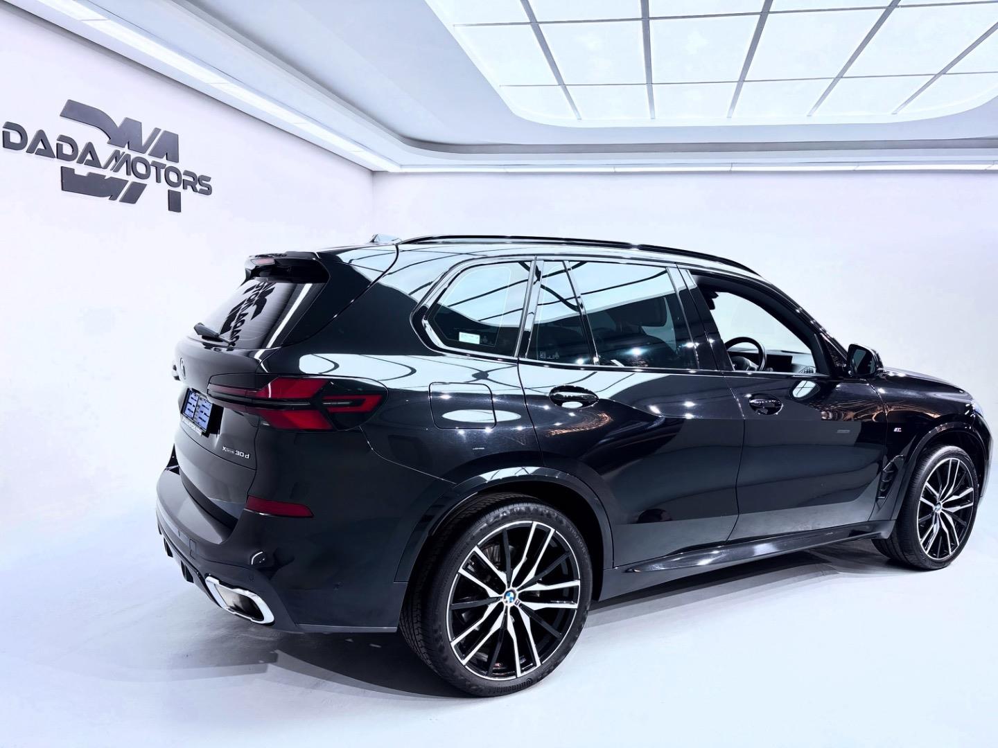 
								BMWX5xDrive30d M Sport full									