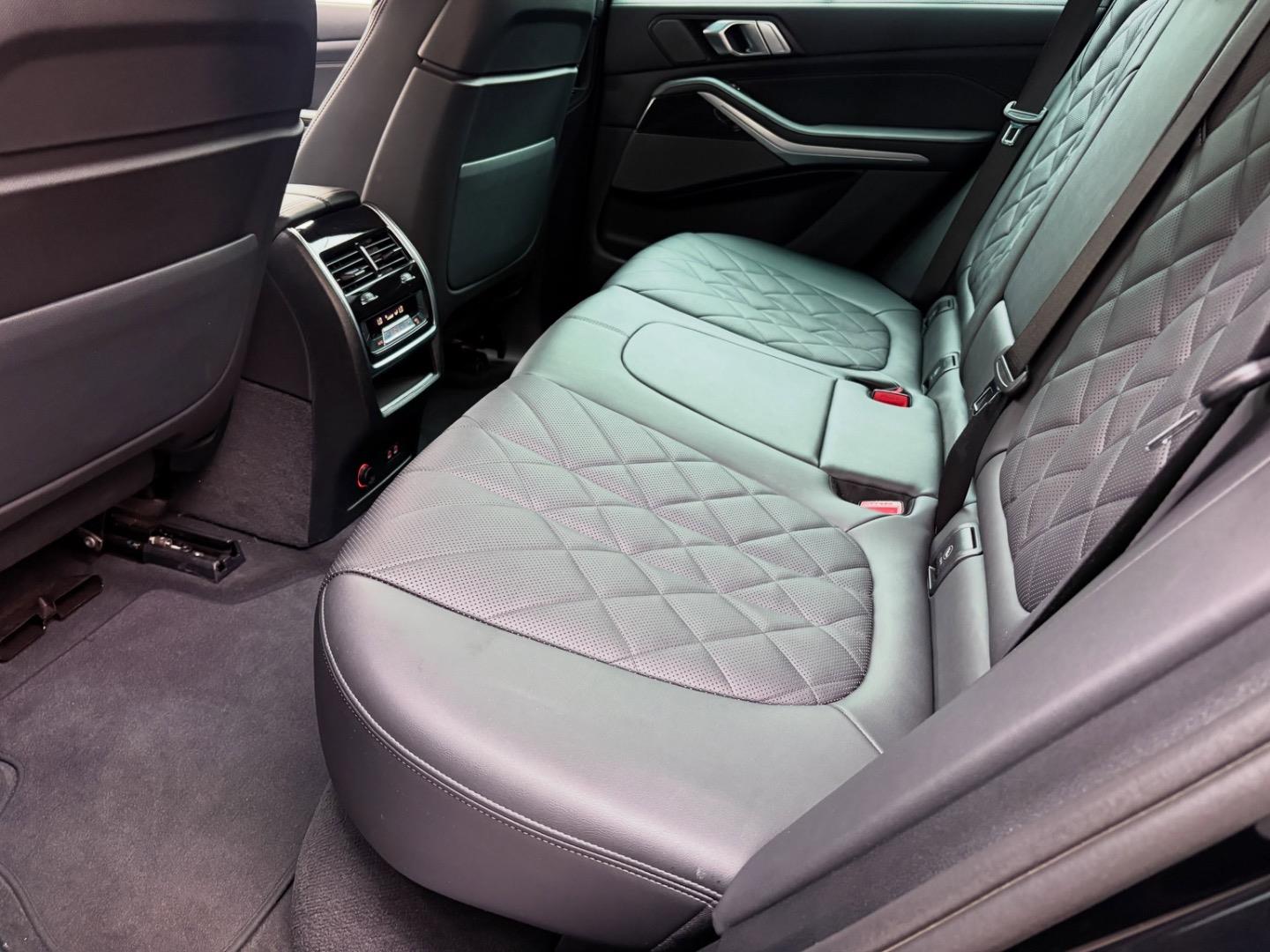 
								BMWX5xDrive30d M Sport full									