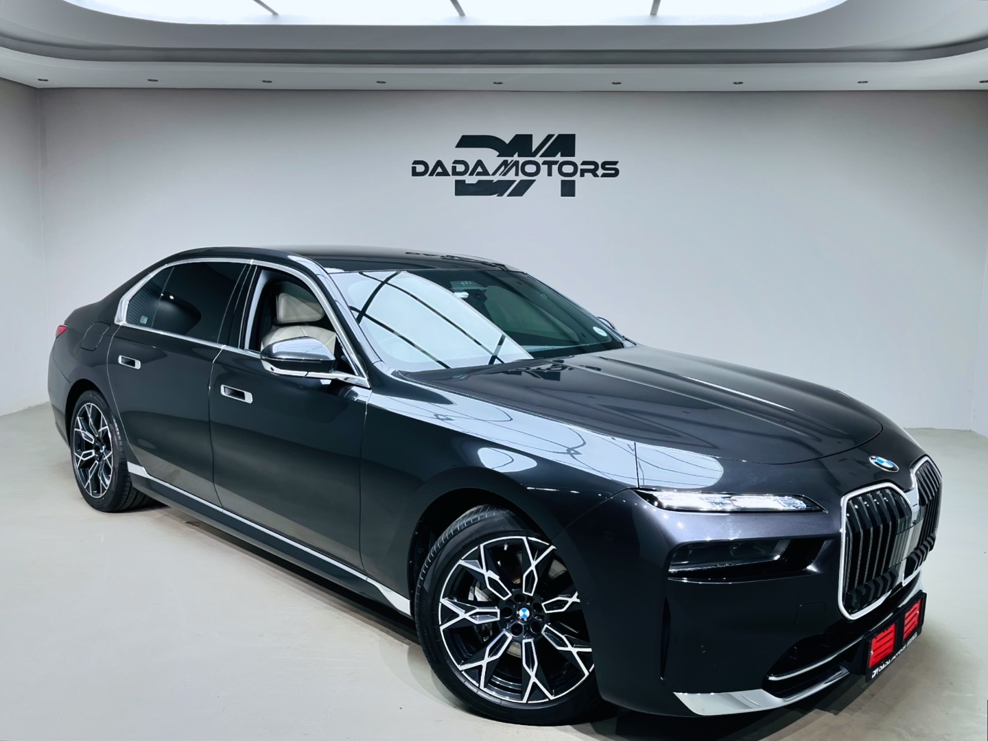 
								2022 BMW 7 Series 740i Design Pure Excellence full									
