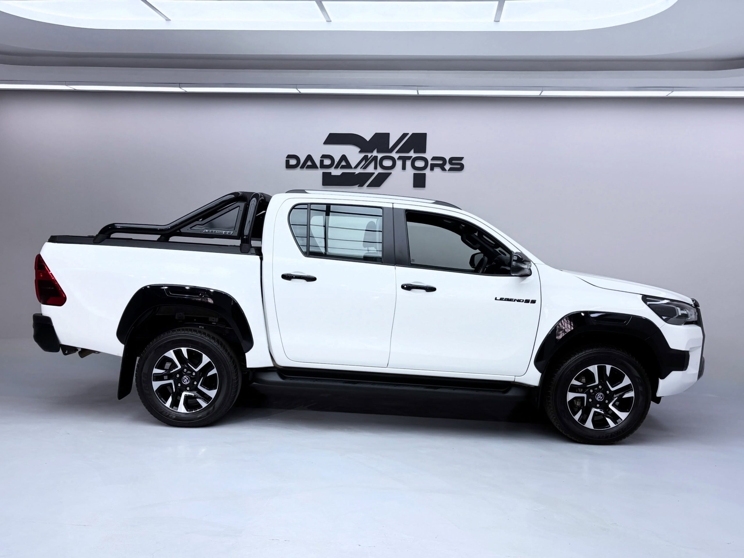 
								TOYOTA HILUX 2.8 GD-6 RB LEGEND 55 A/T P/U D/U full									