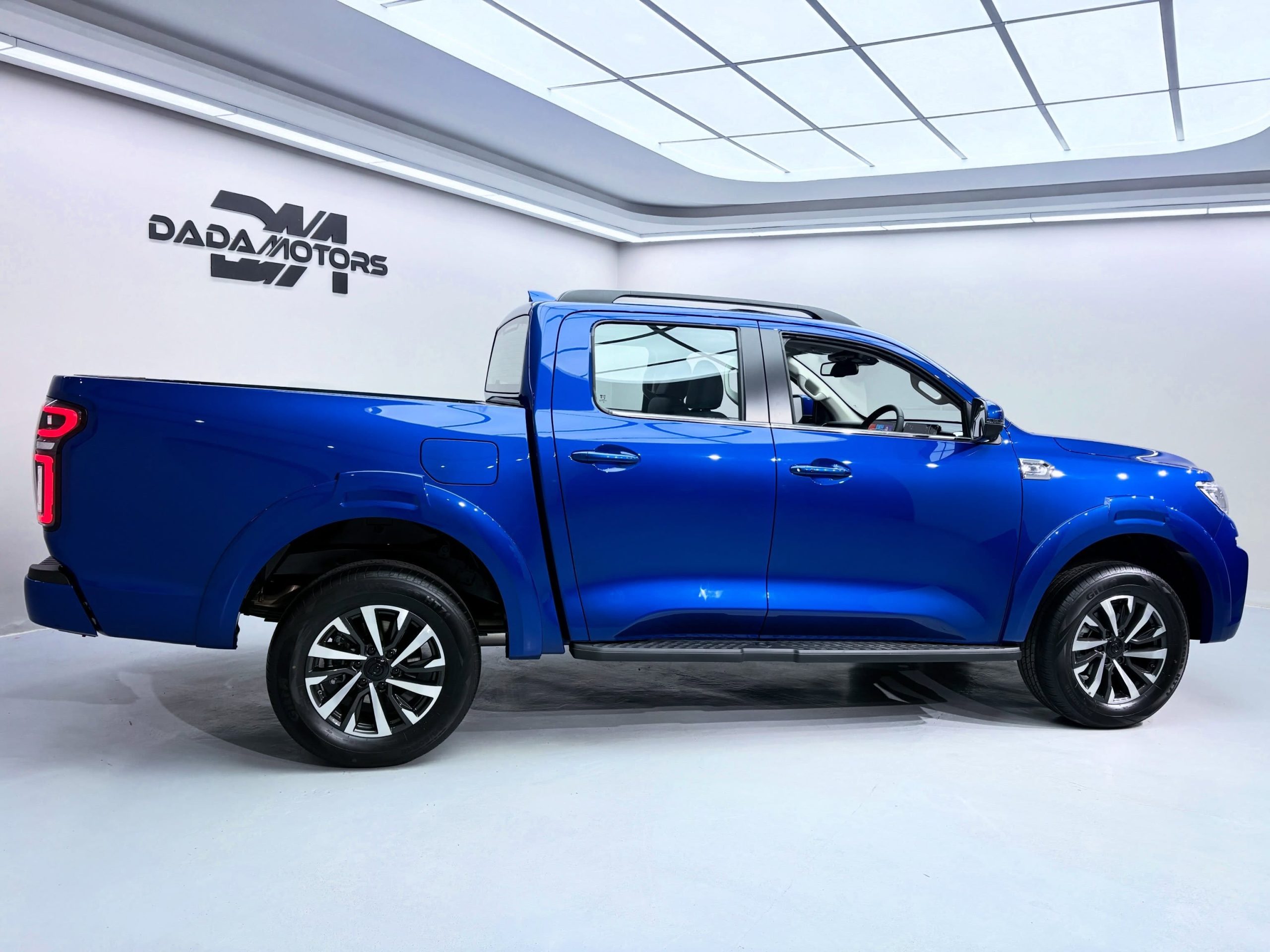
								GWM P300 2.4TD 4X4 A/T D/U P/U full									