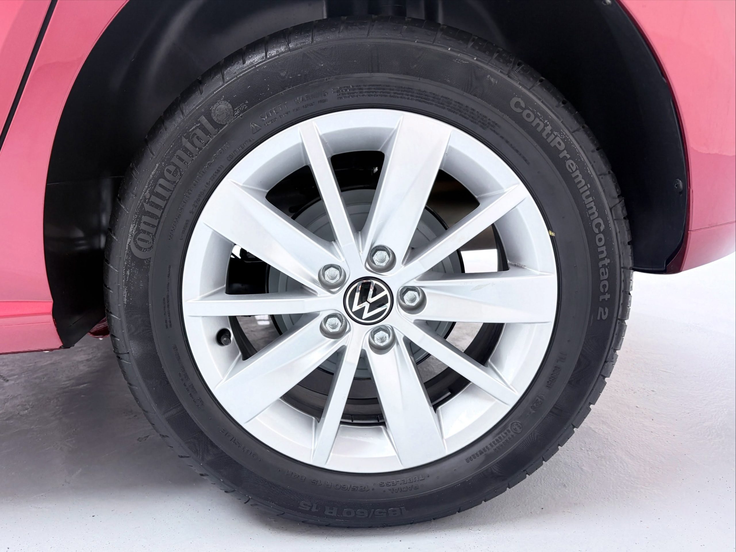 
								VOLKSWAGEN POLO VIVO 1.4 (5DR) full									