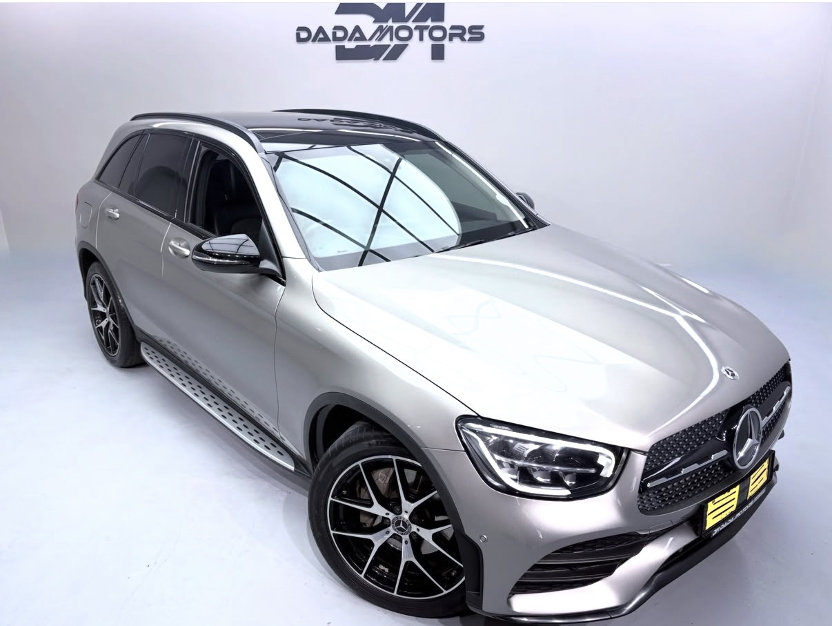 
								2021 Mercedes-Benz GLC GLC300d 4Matic AMG Line full									