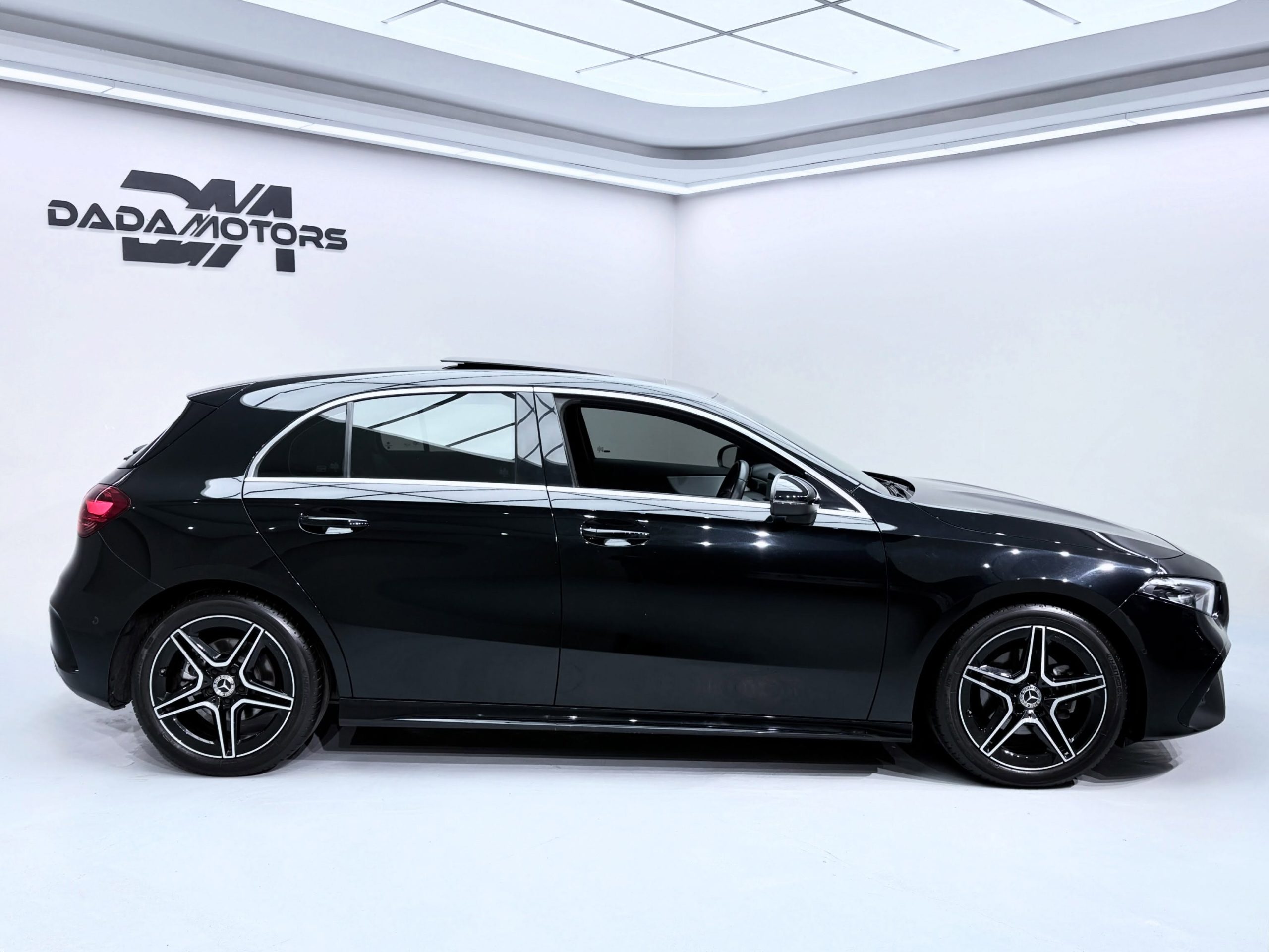 MERCEDES-BENZ A200 AMG AUTO