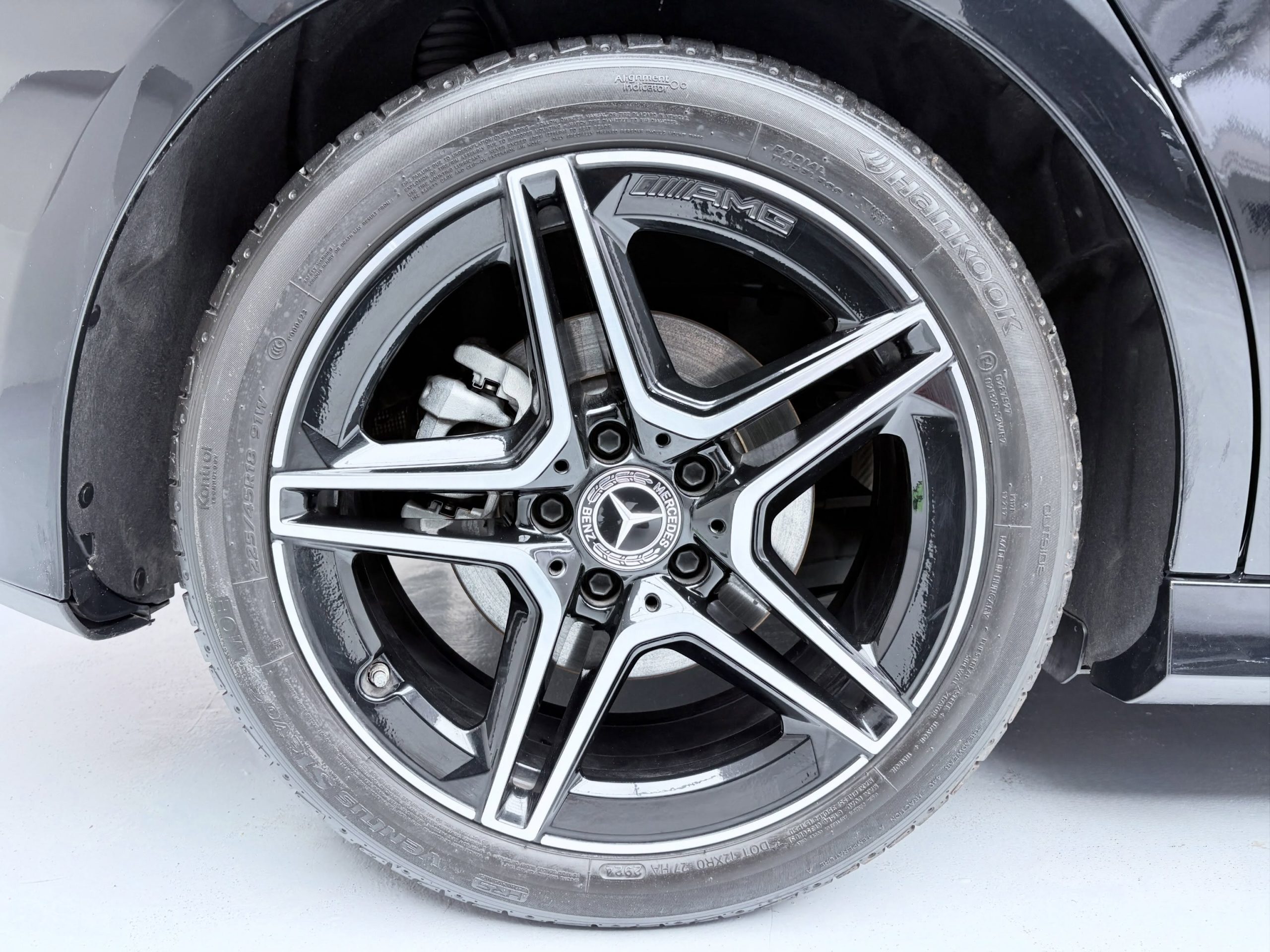 
								MERCEDES-BENZ A200 AMG AUTO full									