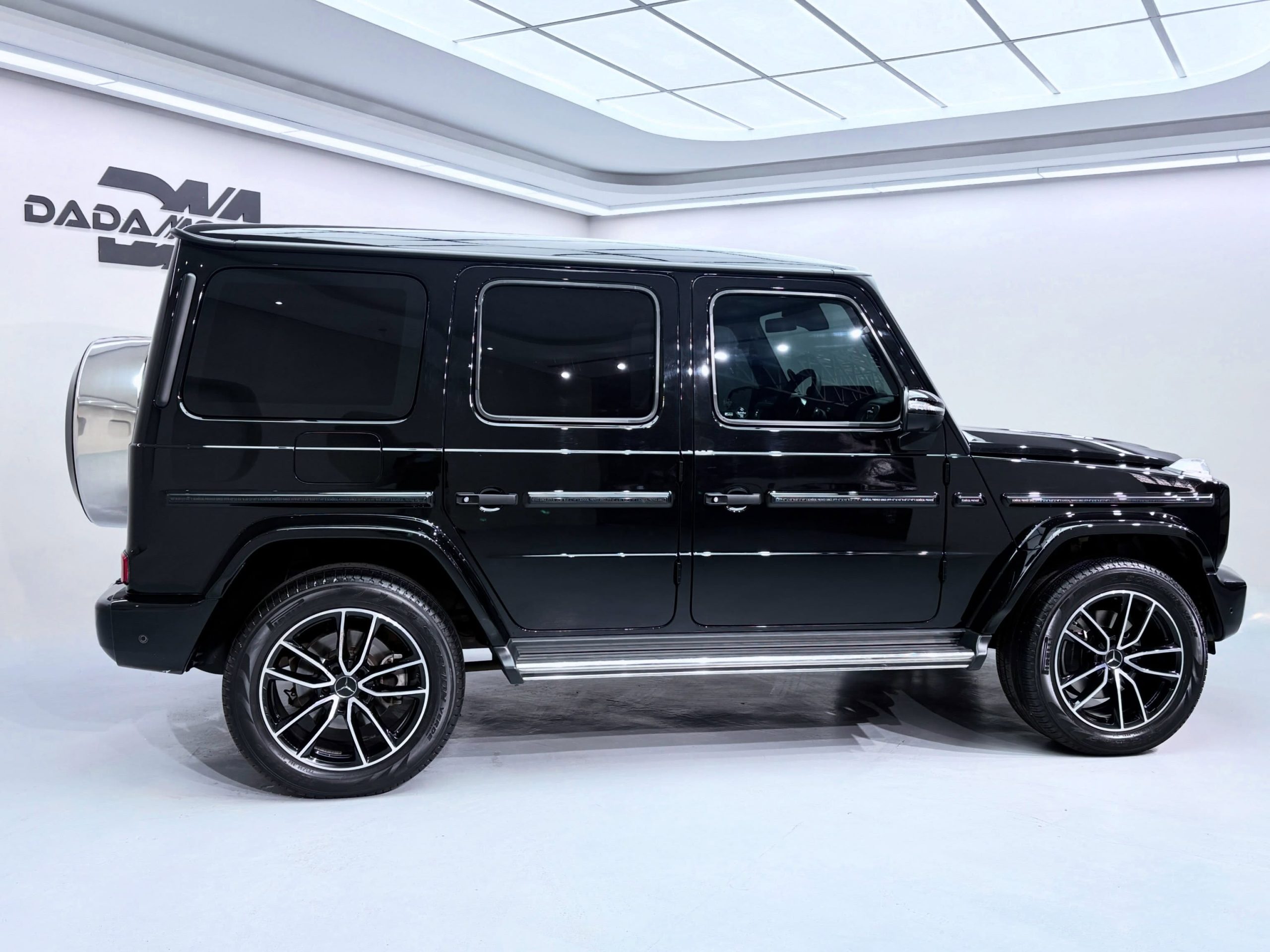 
								MERCEDES-BENZ G400d AUTO full									