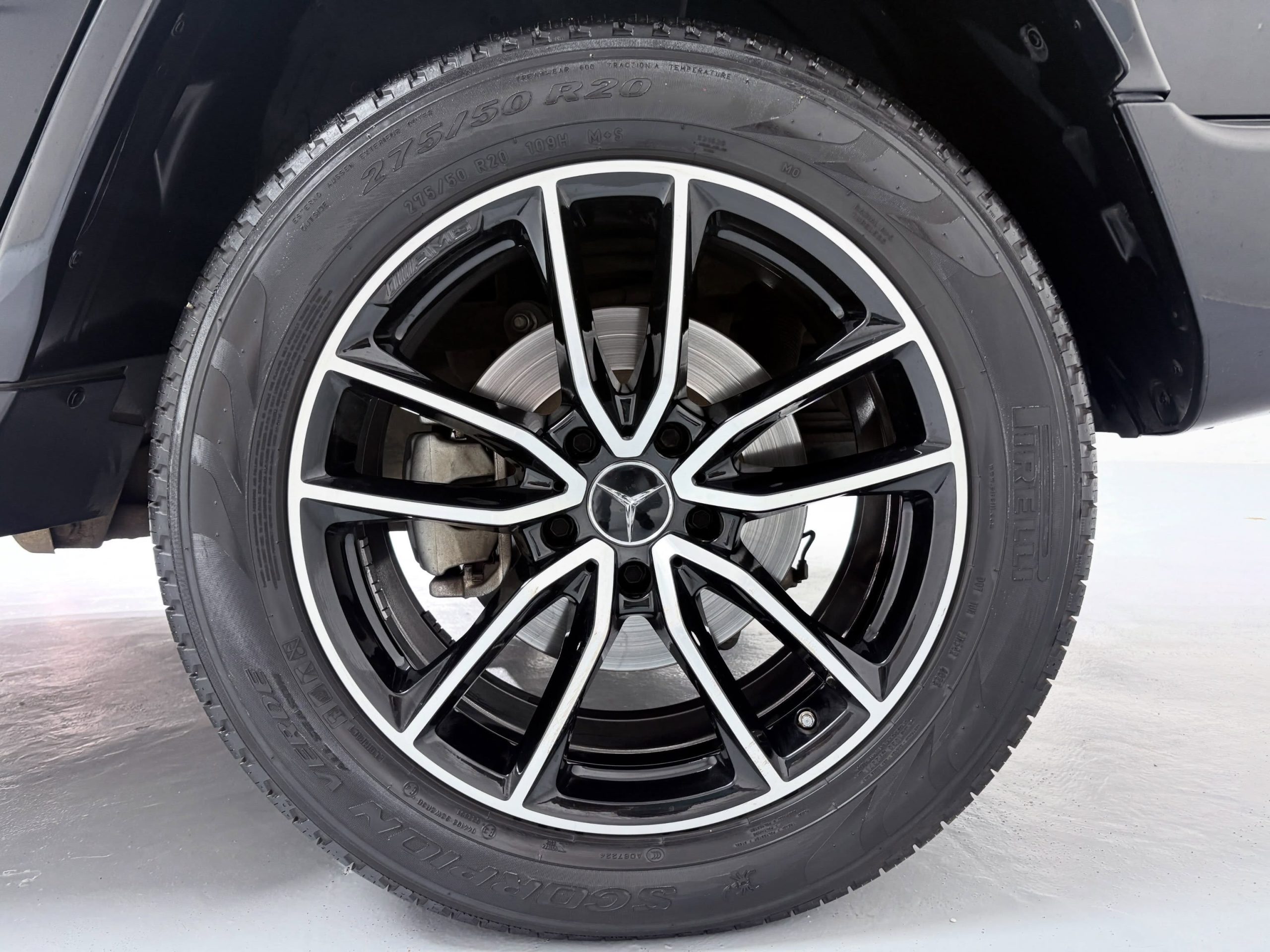 
								MERCEDES-BENZ G400d AUTO full									
