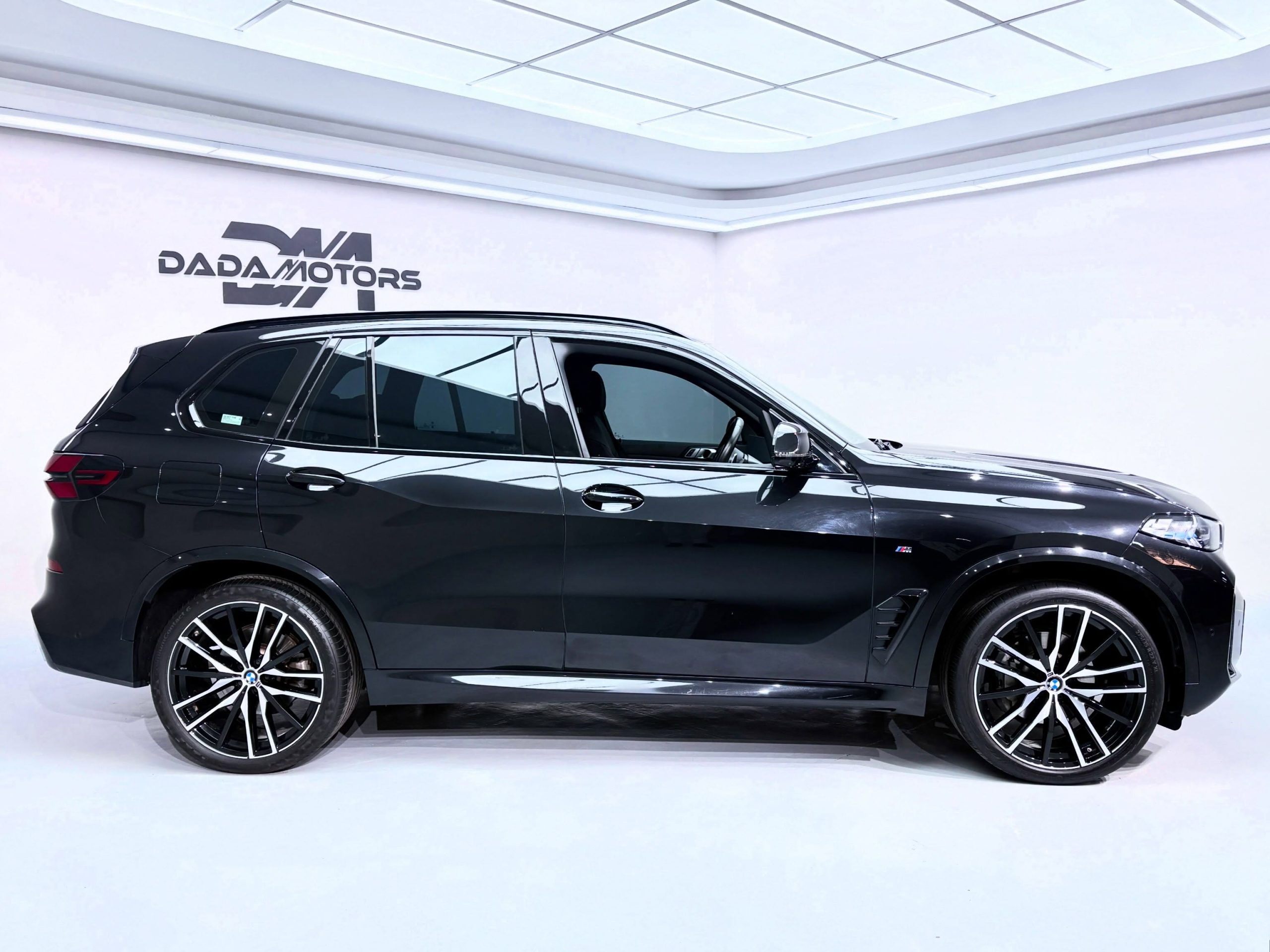 
								BMW X5 xDRIVE30d M SPORT(G05) full									