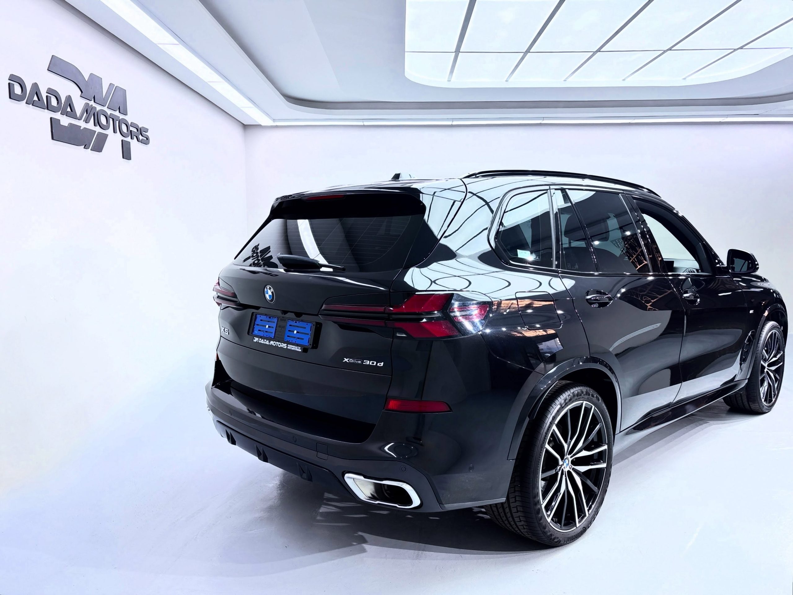 
								BMW X5 xDRIVE30d M SPORT(G05) full									