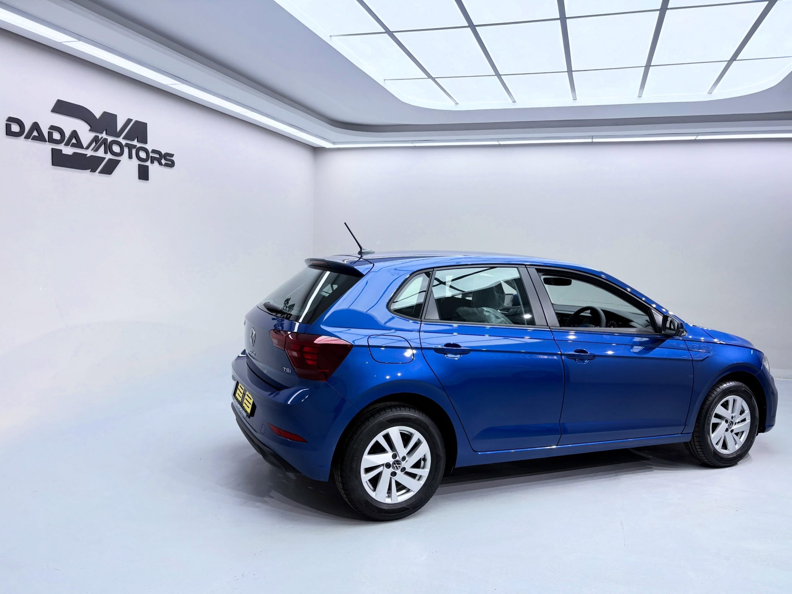 
								VOLKSWAGEN POLO 1.0 TSI full									