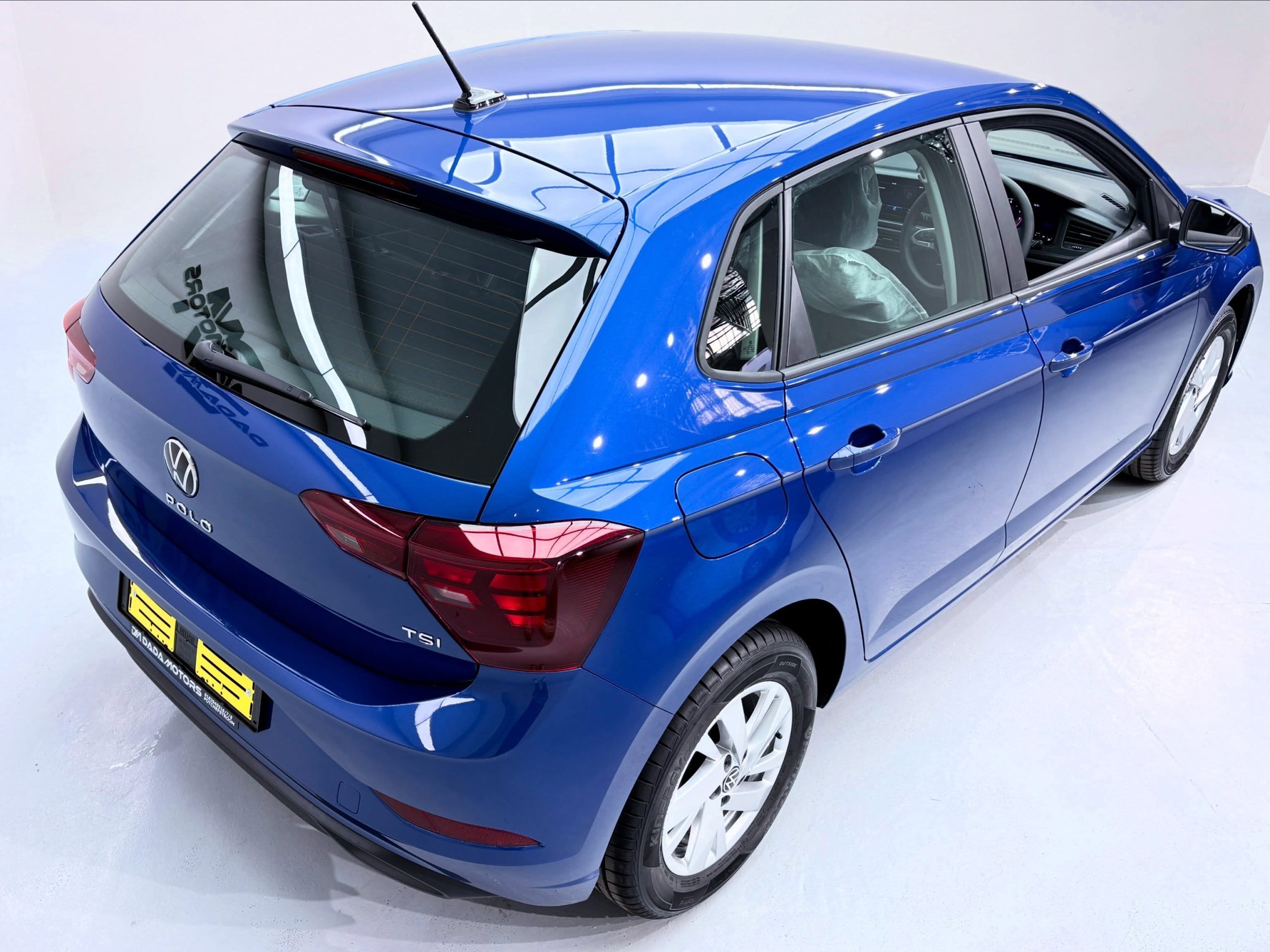 
								VOLKSWAGEN POLO 1.0 TSI full									