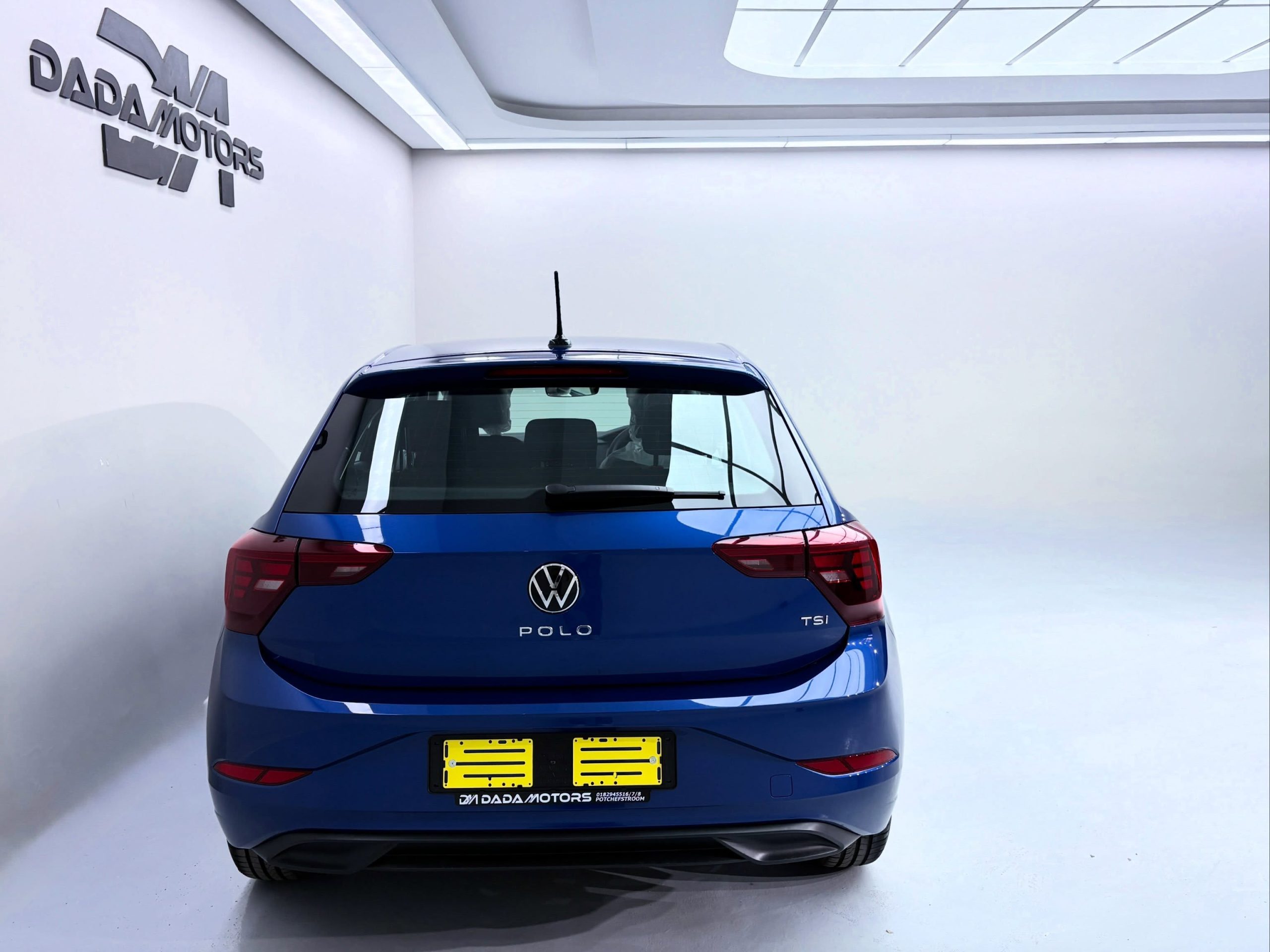 
								VOLKSWAGEN POLO 1.0 TSI full									