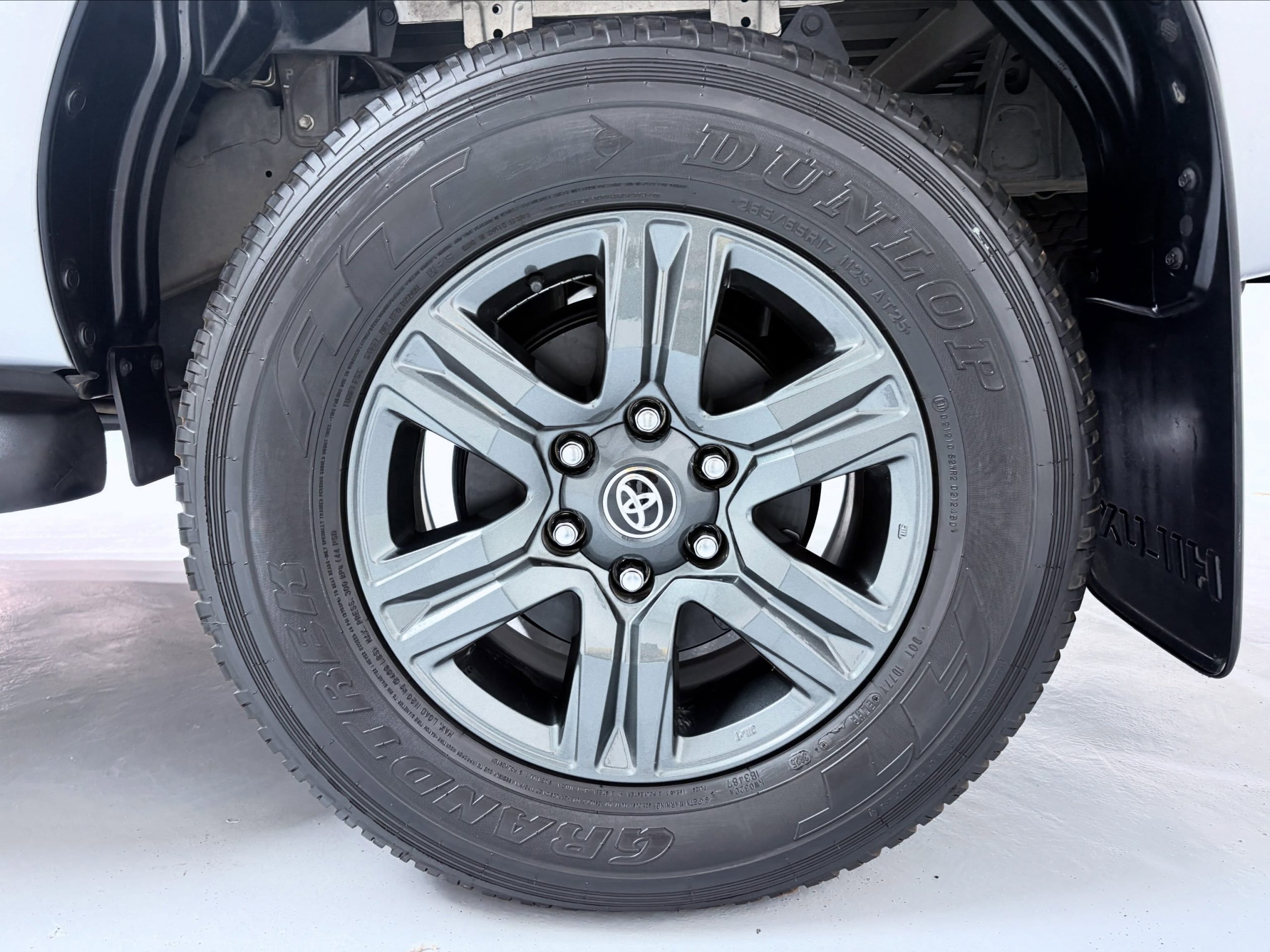 
								TOYOTA HILUX 2.4 GD-6 RB RAIDER A/T P/U D/U full									