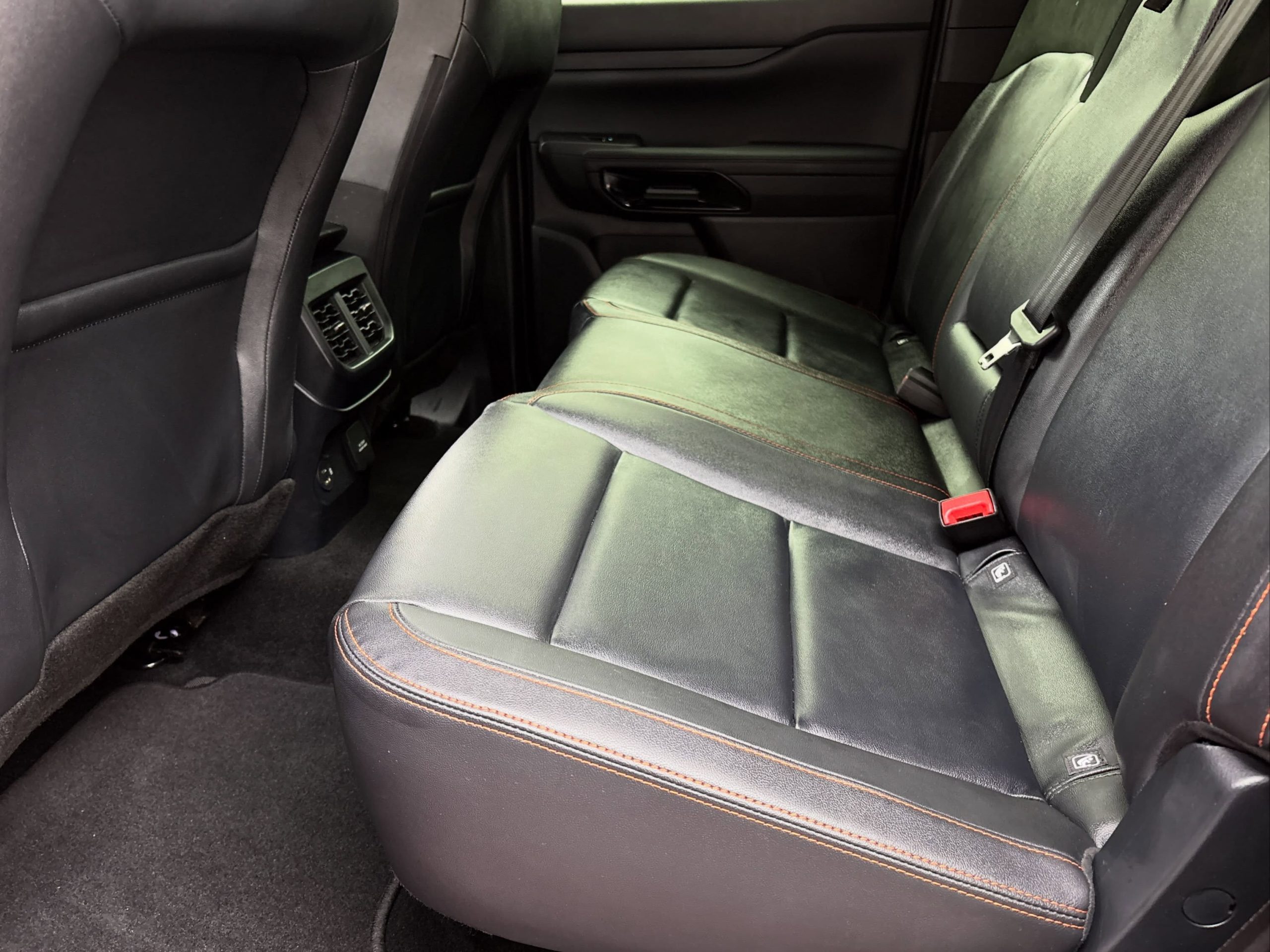 
								FORD RANGER 2.3 WILDTRAK A/T D/U P/U full									