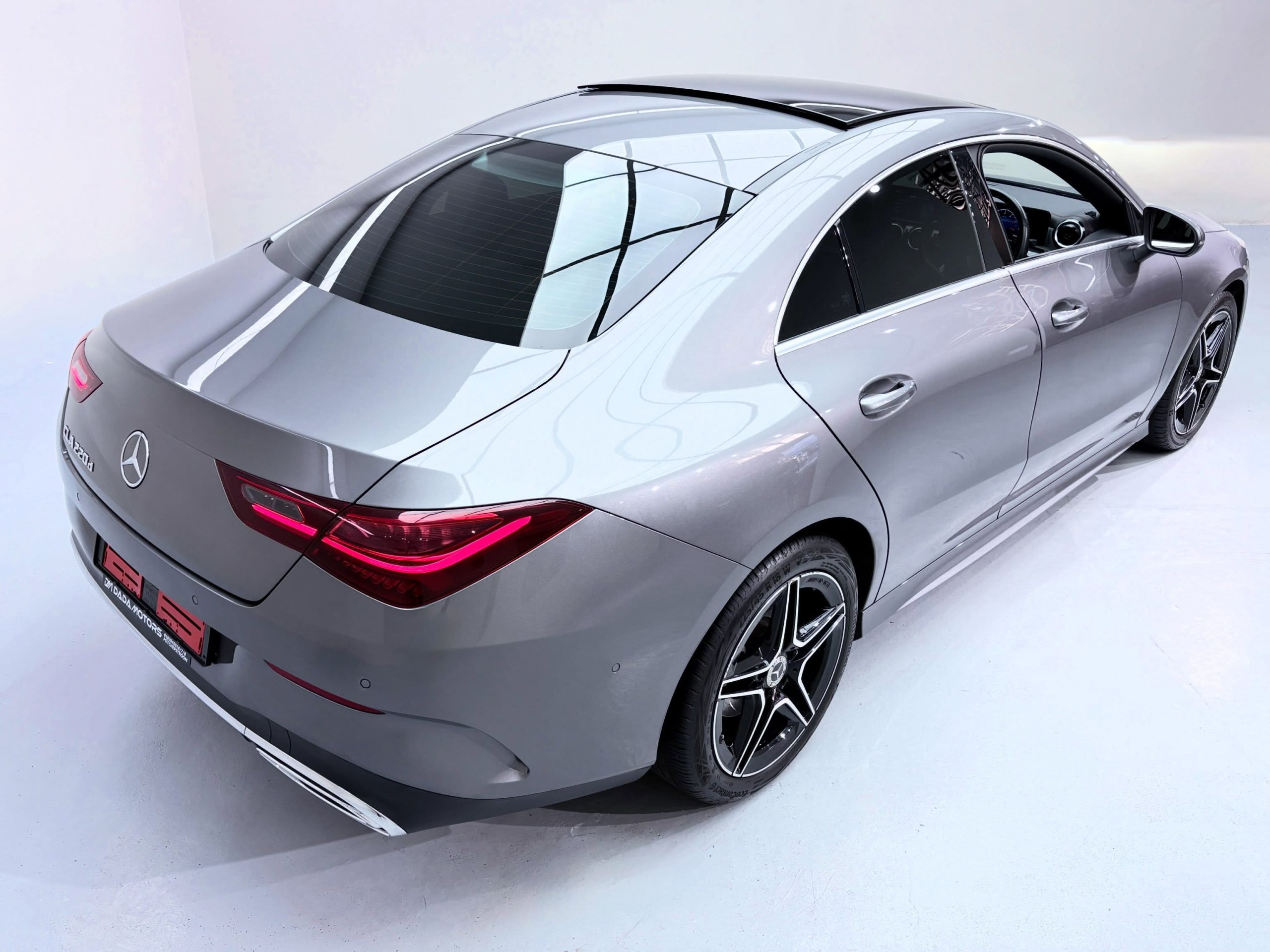 
								MERCEDES-BENZ CLA 220D AUTO full									