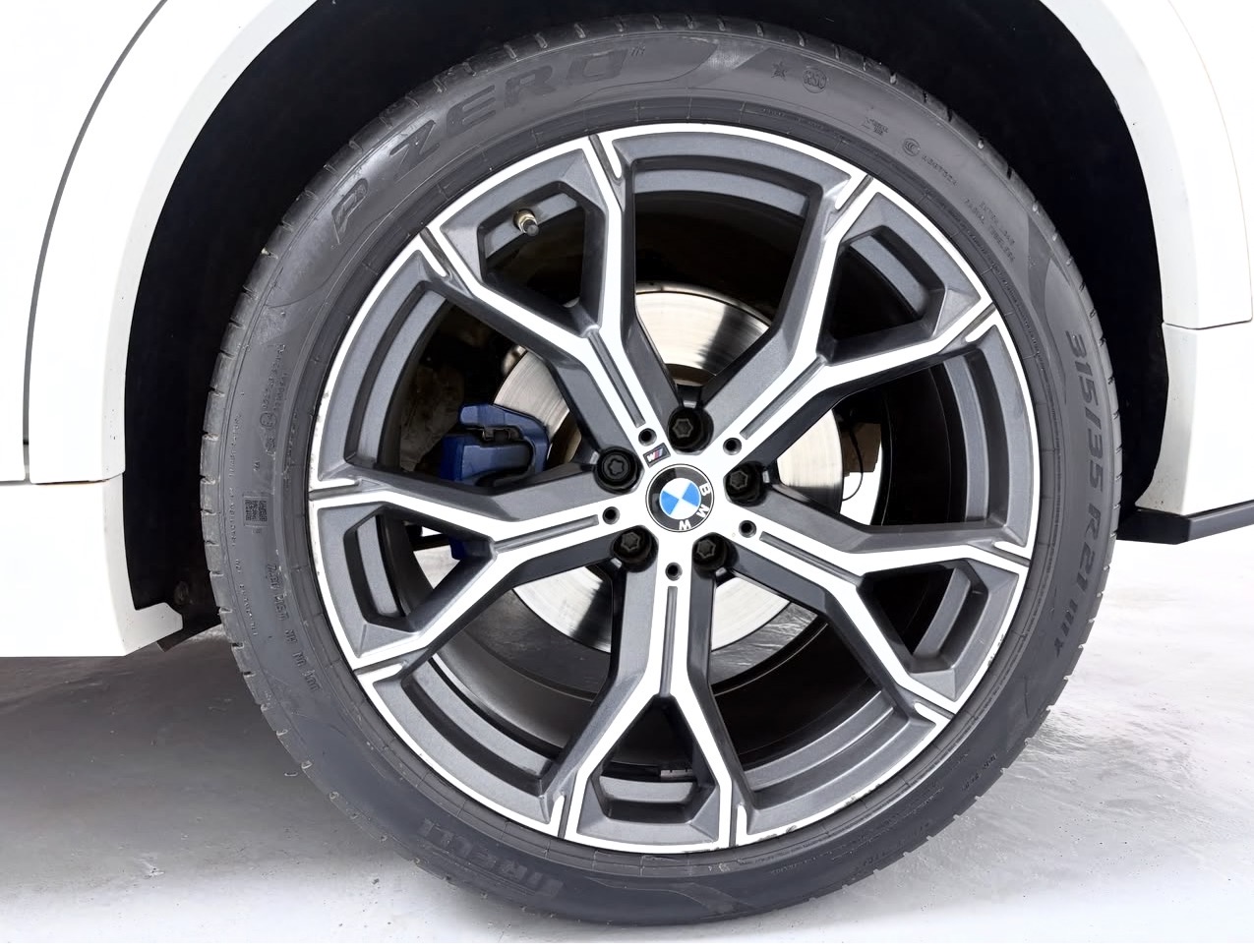 
								BMW X5 xDRIVE30D M SPORT (GO5) full									
