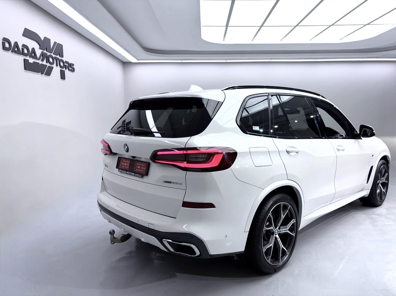 
								BMW X5 xDRIVE30D M SPORT (GO5) full									