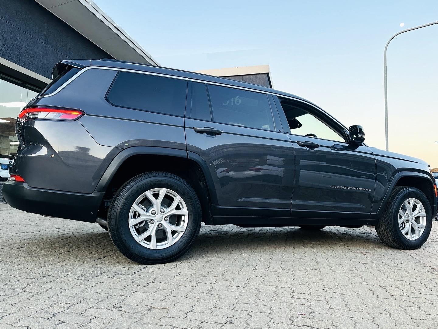 
								JeepGrand CherokeeL 3.6 4×4 Limited full									