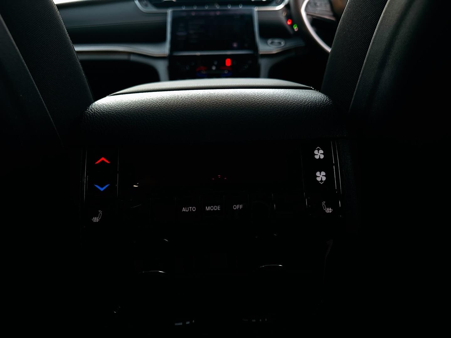 
								JeepGrand CherokeeL 3.6 4×4 Limited full									