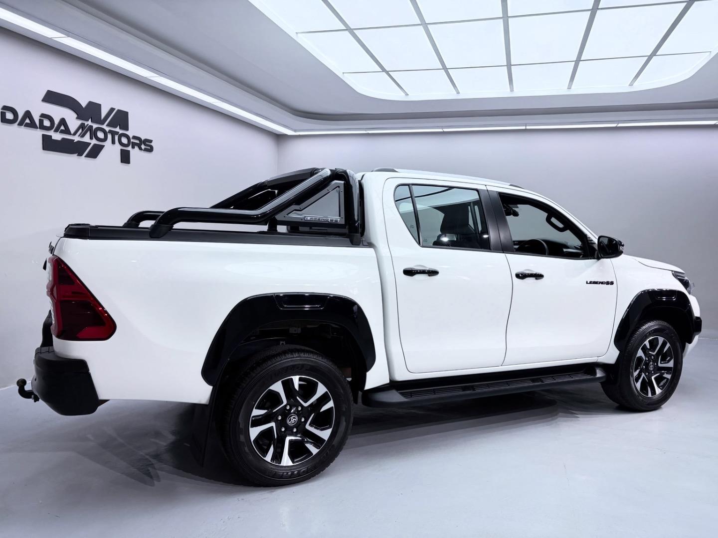
								ToyotaHilux2.8GD-6 Double Cab Legend 55 full									