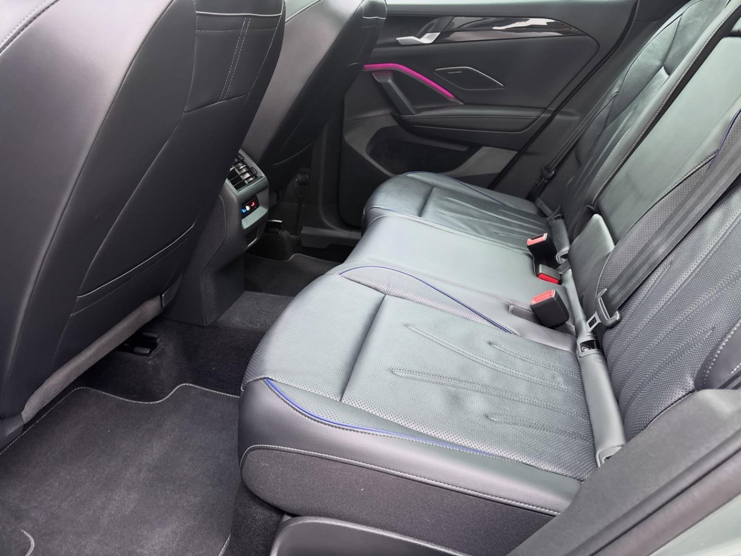 
								VolkswagenTiguan2.0TDI R-Line 4Motion full									