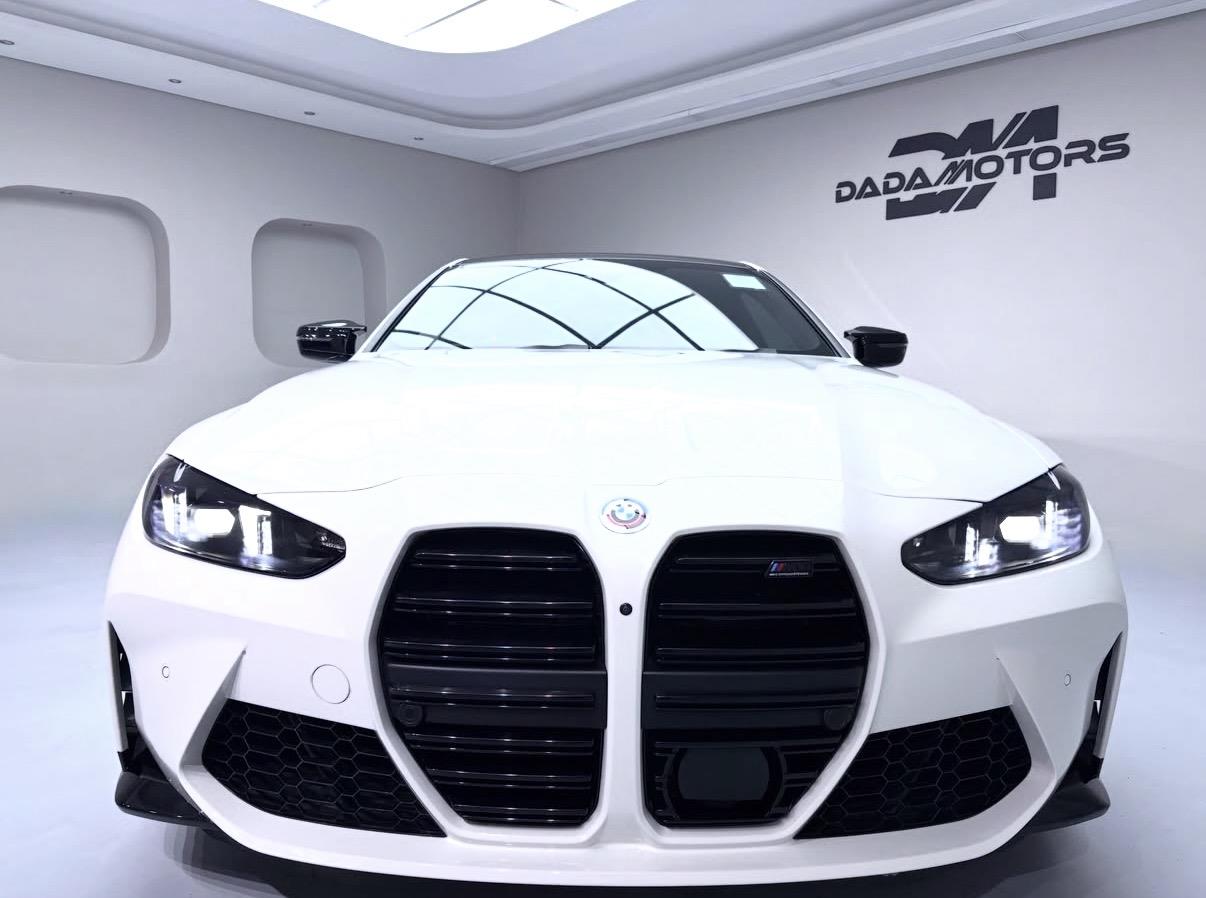 
								BMWM4Competition Coupe M xDrive full									