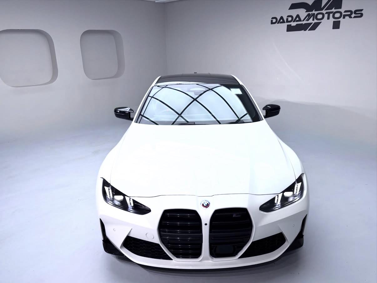 
								BMWM4Competition Coupe M xDrive full									