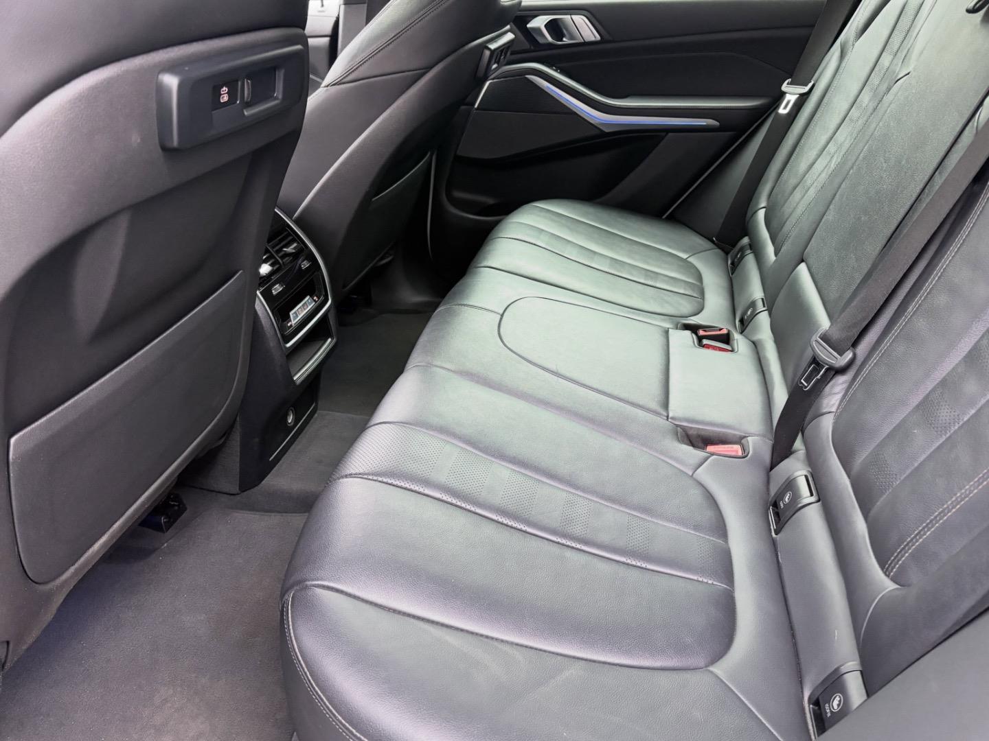 
								BMWX5xDrive30d M Sport full									