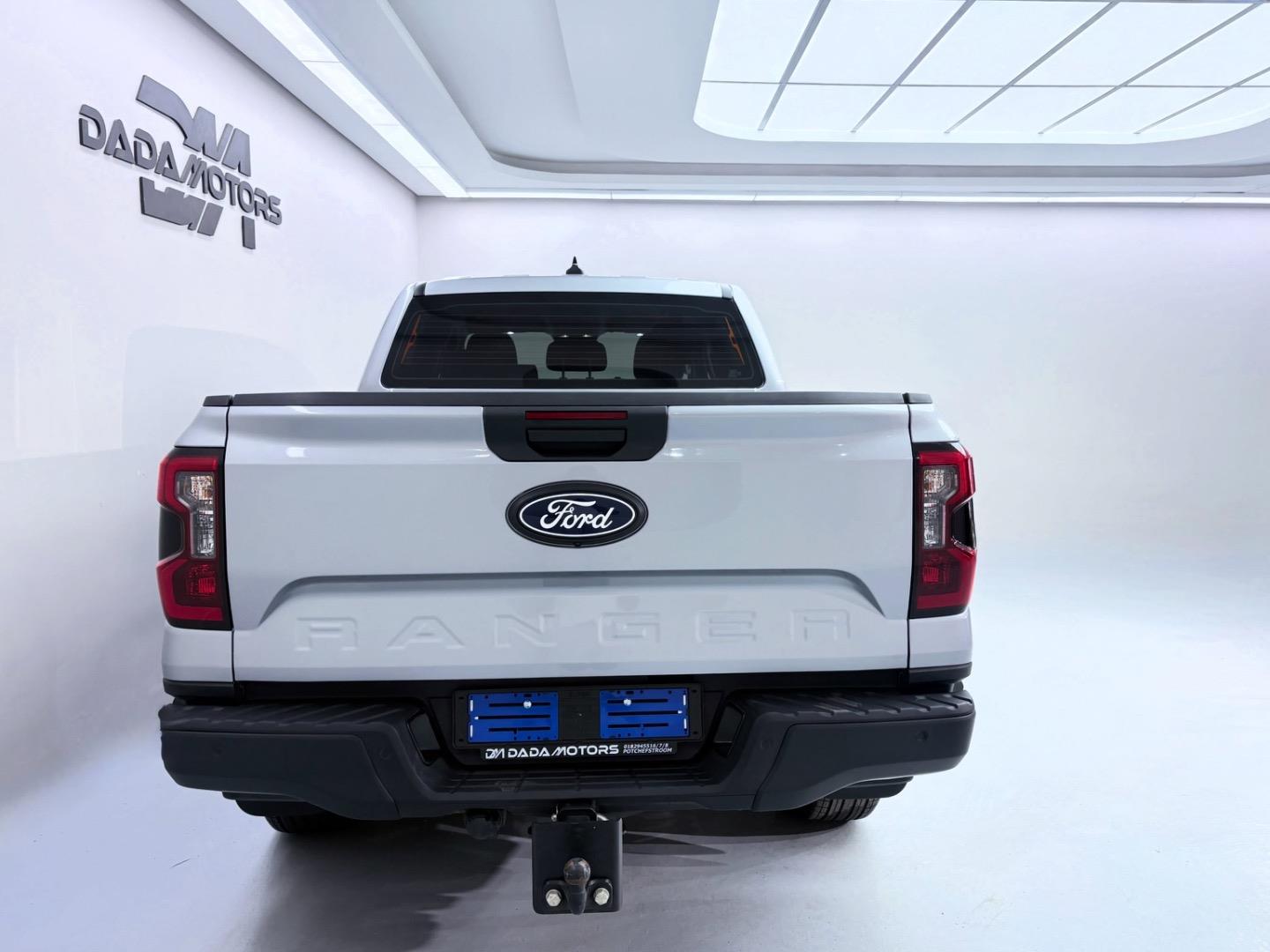 
								FordRanger2.0 Sit Double Cab XLT full									